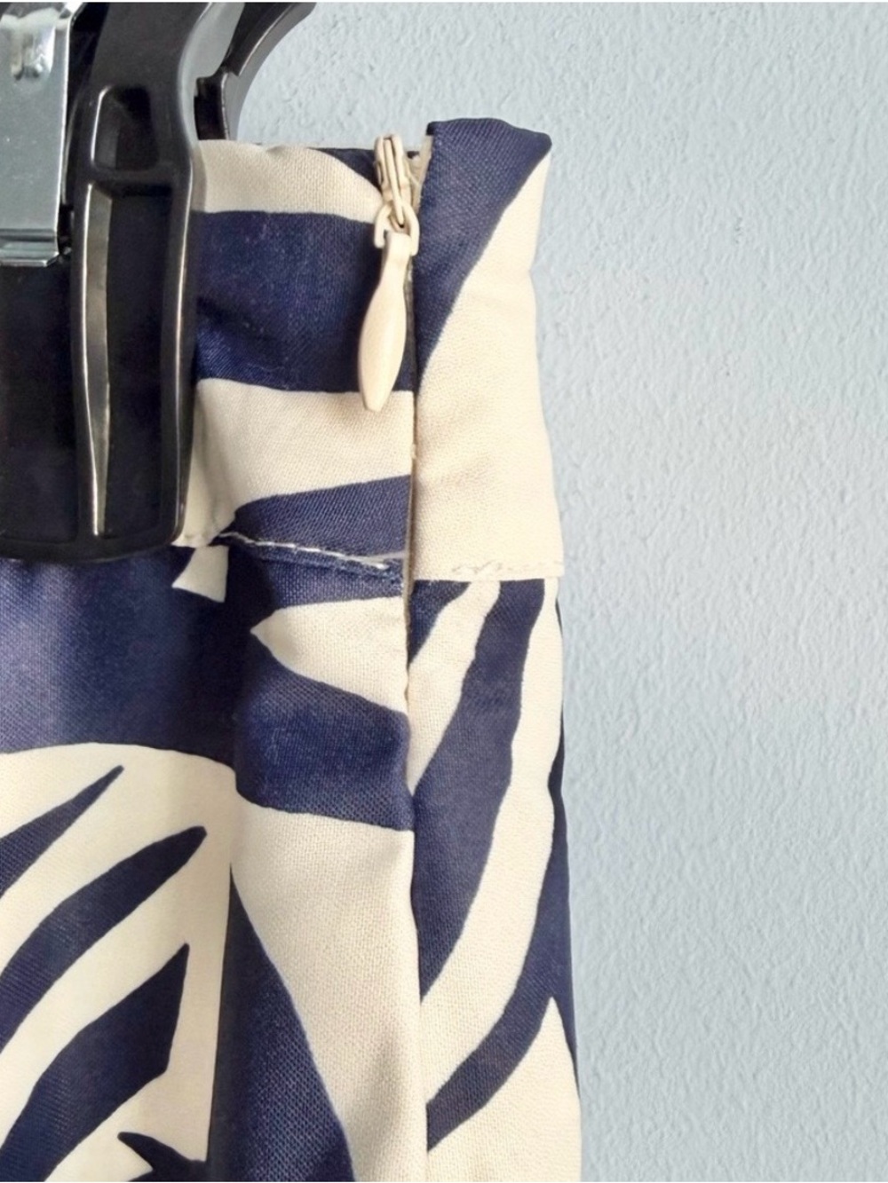 CUPSHE Women's Blue Tropical Floral Wide Leg Pants Size Medium - Picture 5 of 10